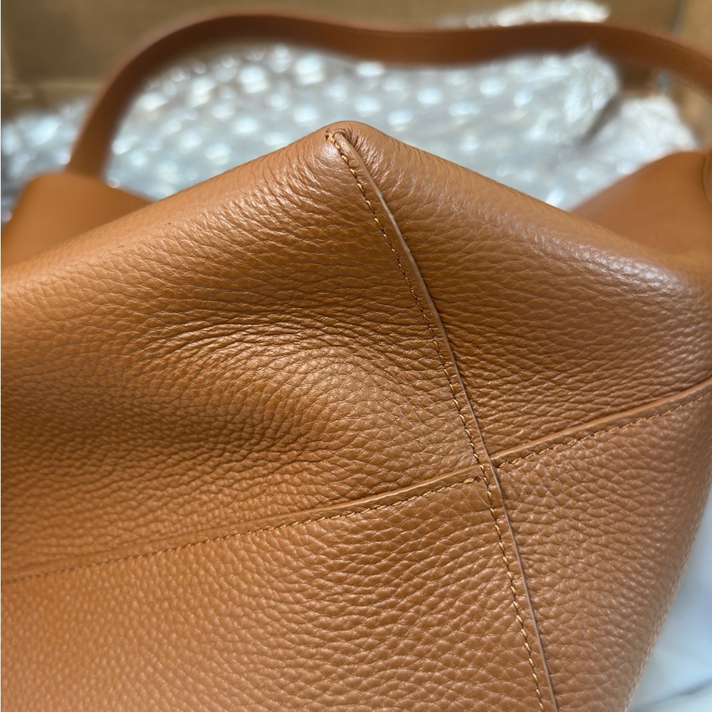 The Row Brown Leather Shoulder Bag - Picture 5 of 15